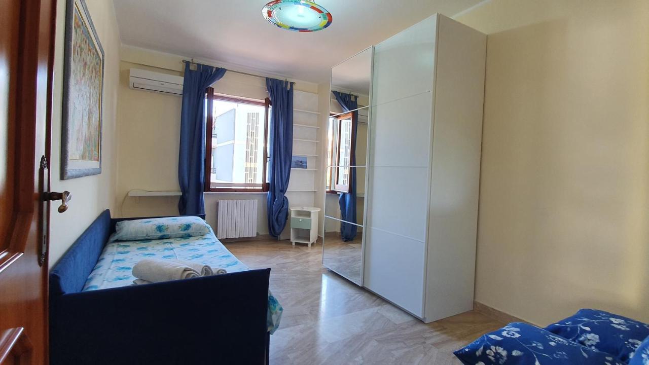 Em Holiday Apartment Quartu SantʼElena Exterior foto
